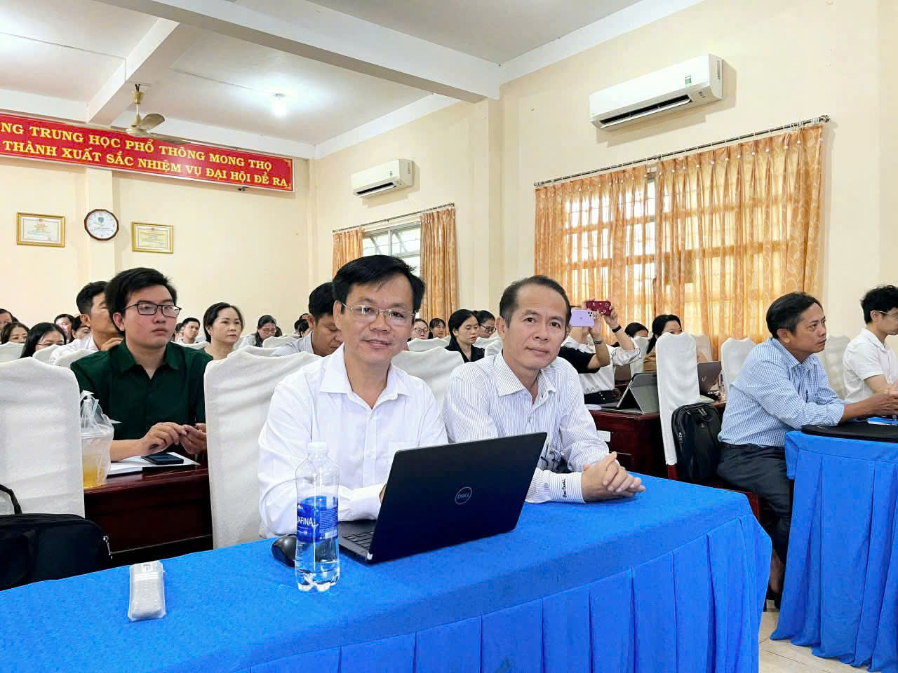 Đào tạo AI cho giáo viên Trường cấp II, III Mong Thọ