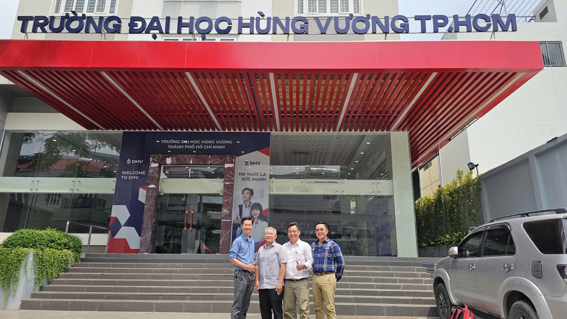 Khảo sát hợp tác đào tạo tại Đại học Hùng Vương TP.HCM